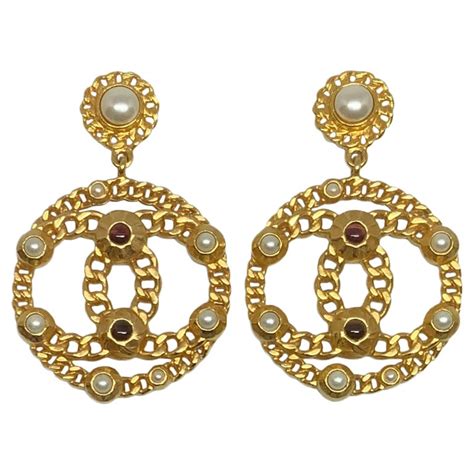 latest chanel earrings 2018|Chanel earrings website.